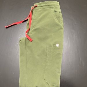 Figs Dark Olive XXS yola scrub pants
